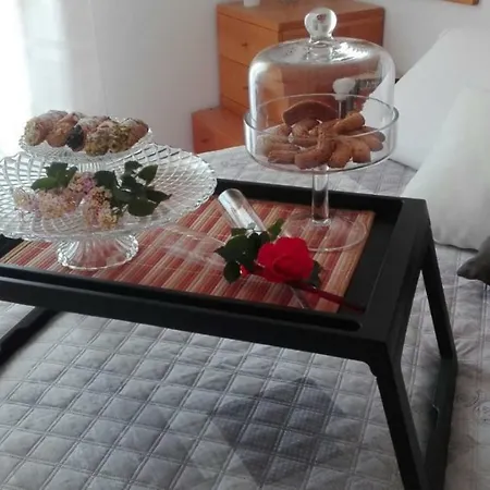 A Dimora Di Nene بيت للعطل *